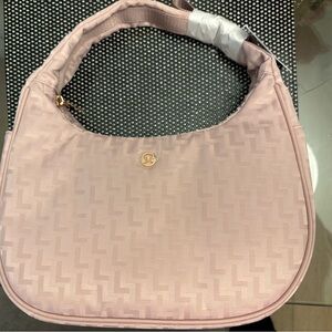 Nwt Lululemon City Essentials Monogram Jacquard Shoulder Bag 4L